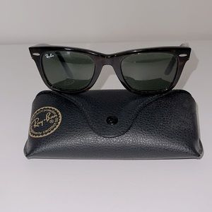 RayBan Wayfarer Sunglasses